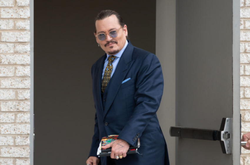  Johnny Depp volverá a dirigir una película luego de 25 años
